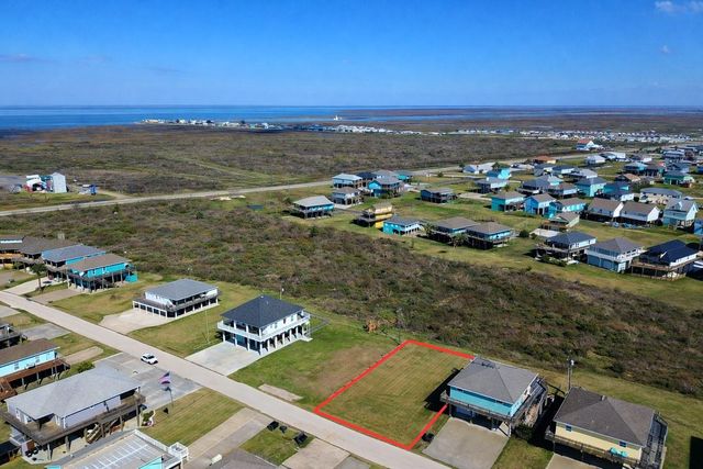 952 Mary Lynn, Crystal Beach, TX 77650