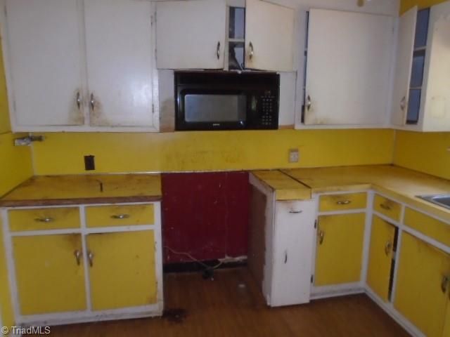 2295 Vienna Dozier Road, Pfafftown, NC 27040