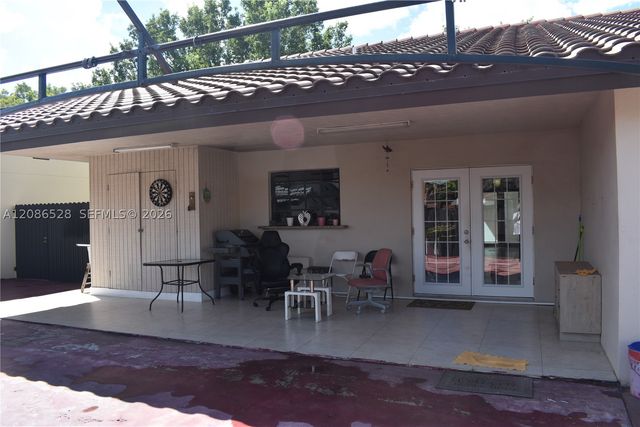9029 NW 152nd Ln, Miami Lakes, FL 33018