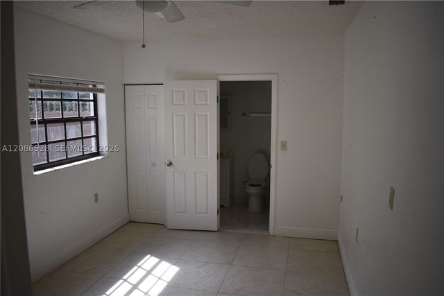 9029 NW 152nd Ln, Miami Lakes, FL 33018
