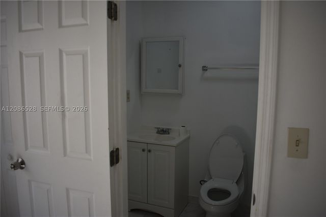 9029 NW 152nd Ln, Miami Lakes, FL 33018