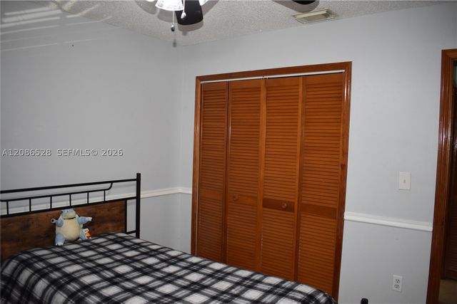 9029 NW 152nd Ln, Miami Lakes, FL 33018