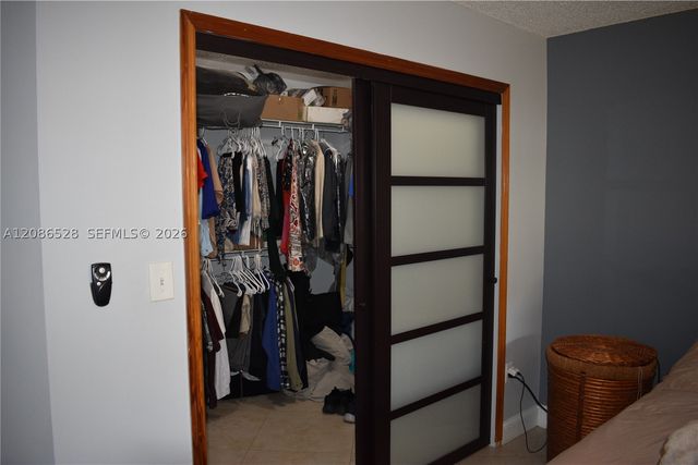 9029 NW 152nd Ln, Miami Lakes, FL 33018