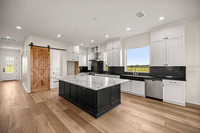 21786 NW 27TH STREET, Morriston, FL 32668