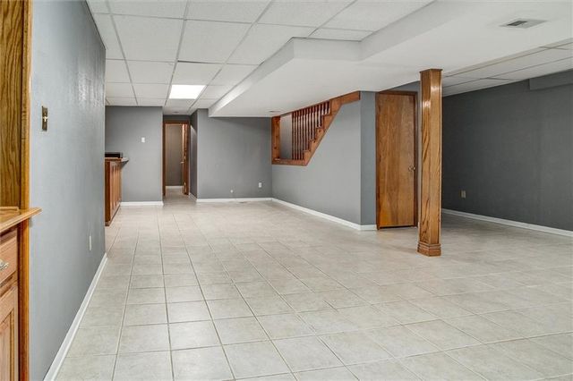 6630 N Anita Avenue, Kansas City, MO 64151