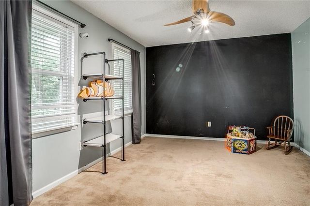 6630 N Anita Avenue, Kansas City, MO 64151