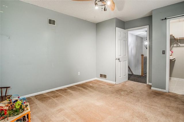 6630 N Anita Avenue, Kansas City, MO 64151