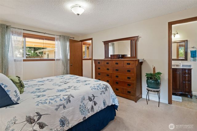 4930 Glendale Court SE, Olympia, WA 98501
