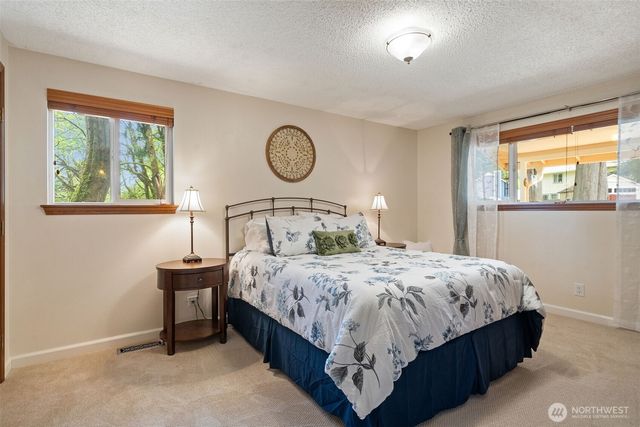 4930 Glendale Court SE, Olympia, WA 98501