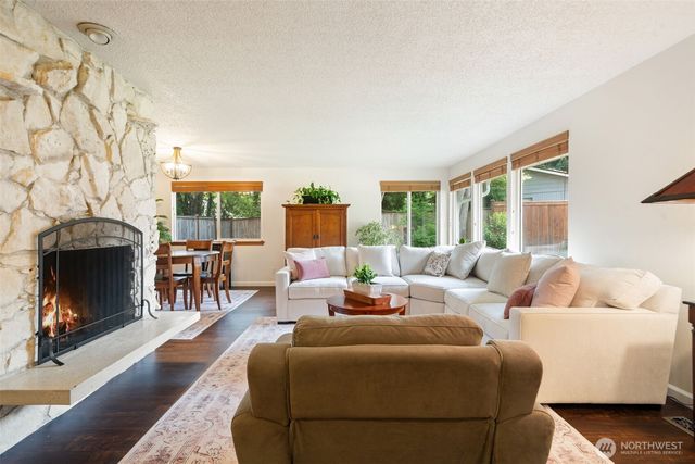 4930 Glendale Court SE, Olympia, WA 98501