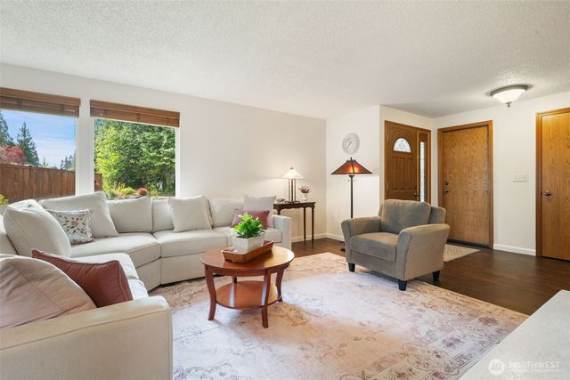 4930 Glendale Court SE, Olympia, WA 98501