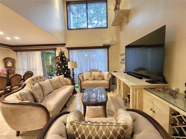 21028 NE 34th Ct 21028, Aventura, FL 33180