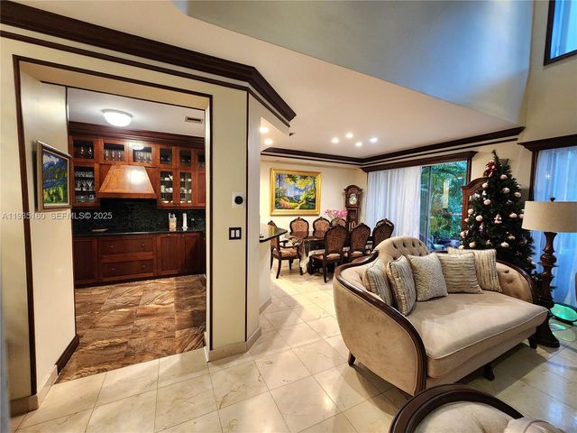 21028 NE 34th Ct 21028, Aventura, FL 33180