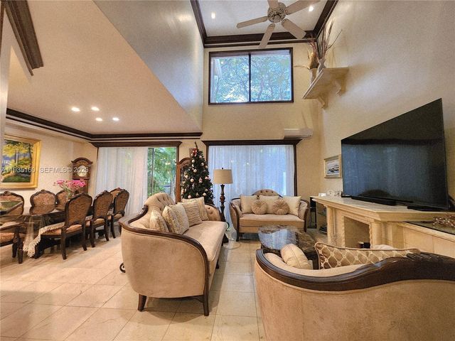 21028 NE 34th Ct 21028, Aventura, FL 33180