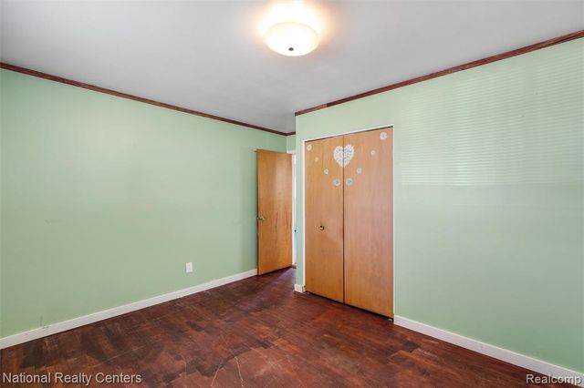 822 Bernie Lane, Madison Heights, MI 48071