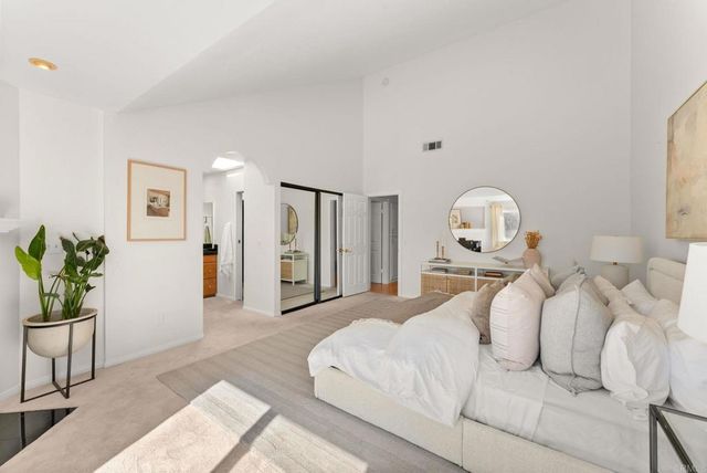 1830 Eucalyptus Avenue, Encinitas, CA 92024