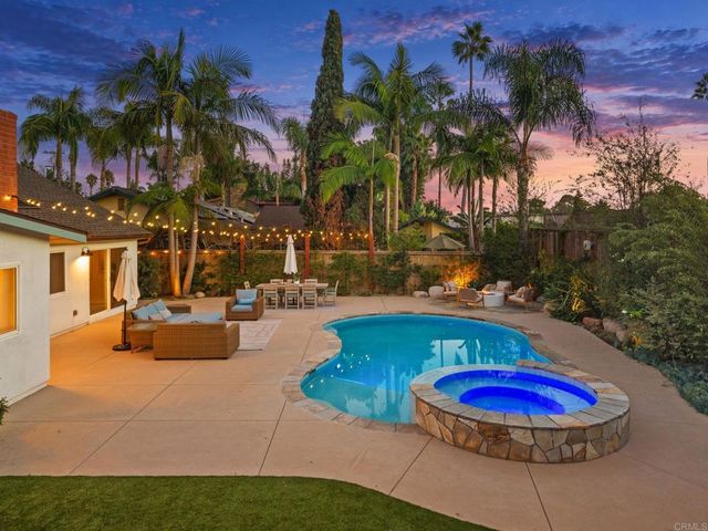 1830 Eucalyptus Avenue, Encinitas, CA 92024