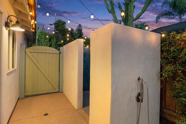 1830 Eucalyptus Avenue, Encinitas, CA 92024