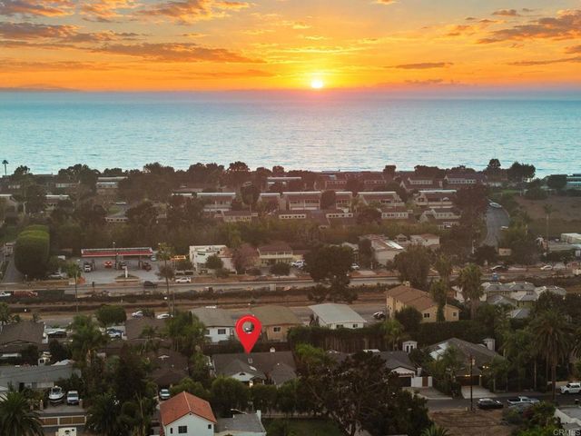 1830 Eucalyptus Avenue, Encinitas, CA 92024
