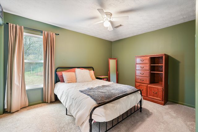 900 Dories Ln, Lewisburg, TN 37091