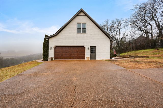 900 Dories Ln, Lewisburg, TN 37091