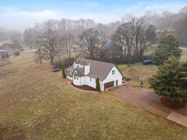900 Dories Ln, Lewisburg, TN 37091