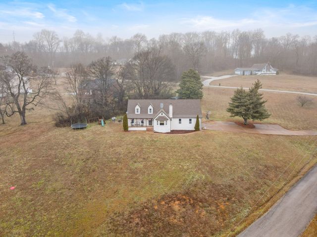 900 Dories Ln, Lewisburg, TN 37091