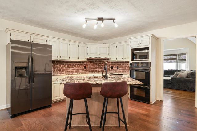 900 Dories Ln, Lewisburg, TN 37091