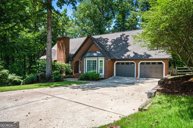 2689 Spring Rock Court NE, Roswell, GA 30075