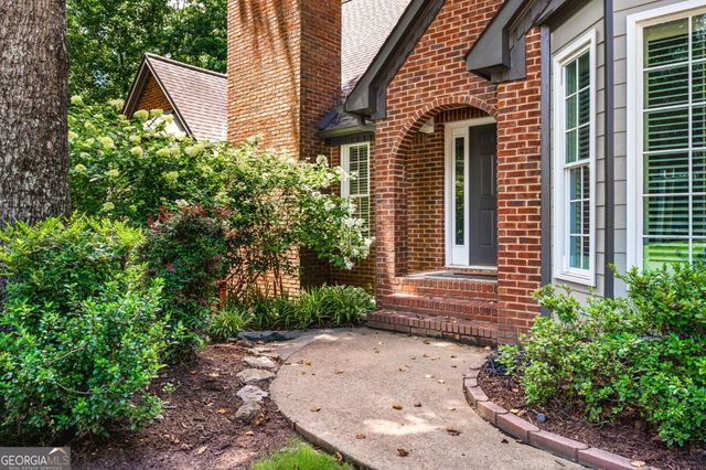 2689 Spring Rock Court NE, Roswell, GA 30075