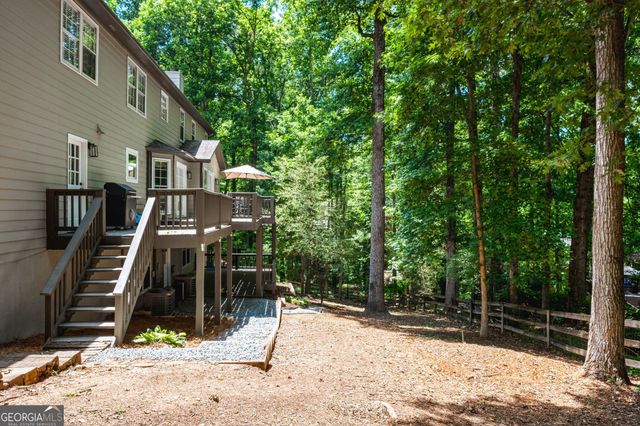 2689 Spring Rock Court NE, Roswell, GA 30075