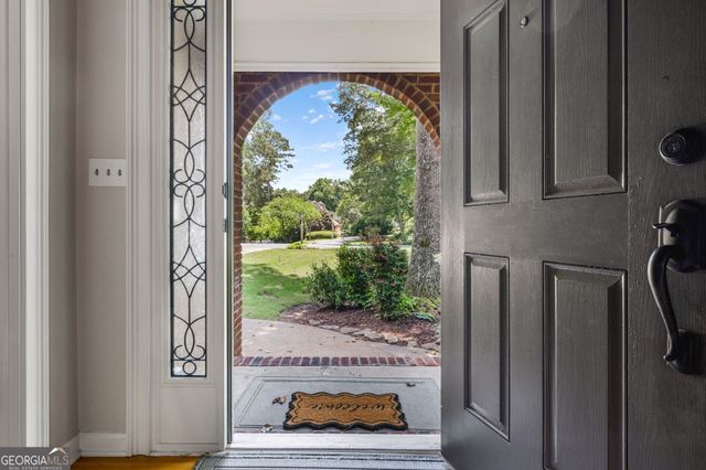 2689 Spring Rock Court NE, Roswell, GA 30075