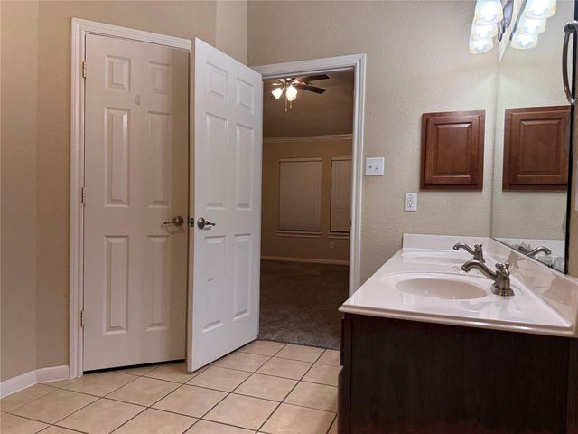 12410 Gershwin Oak Street, Houston, TX 77089