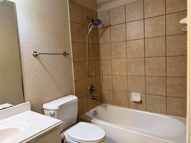 12410 Gershwin Oak Street, Houston, TX 77089