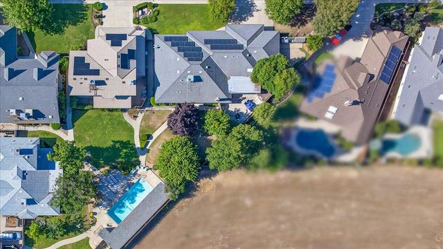 321 W Paul Avenue, Clovis, CA 93612