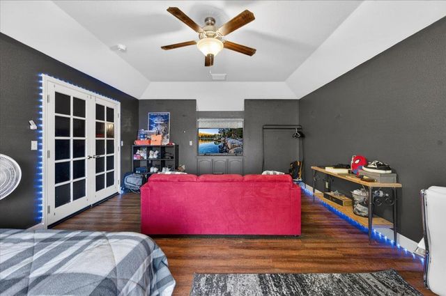 321 W Paul Avenue, Clovis, CA 93612