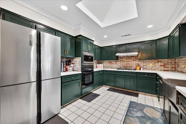 321 W Paul Avenue, Clovis, CA 93612