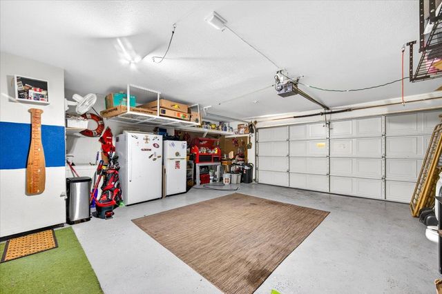321 W Paul Avenue, Clovis, CA 93612