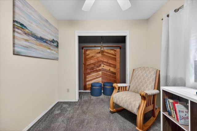 321 W Paul Avenue, Clovis, CA 93612