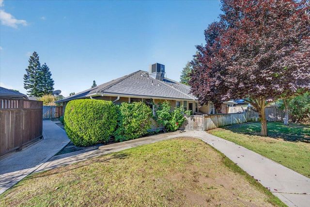 321 W Paul Avenue, Clovis, CA 93612