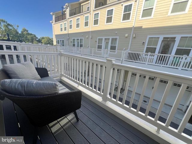 808 FRANCIS HARRIS PL, Annapolis, MD 21401