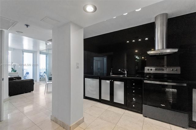 100 Lincoln Rd 1020, Miami Beach, FL 33139