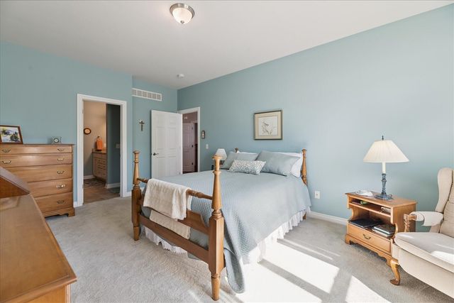 57259 Windmill Pointe, New Hudson, MI 48165