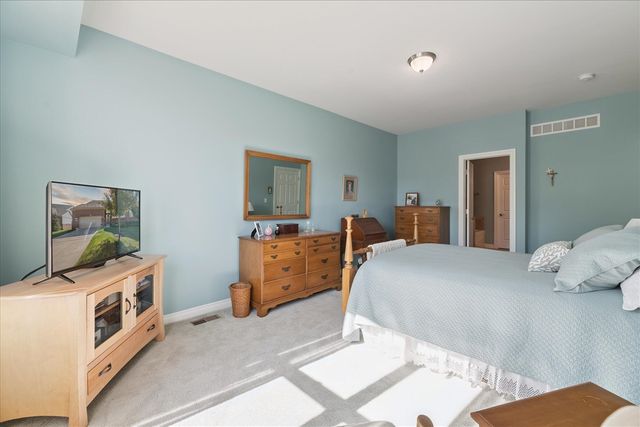 57259 Windmill Pointe, New Hudson, MI 48165