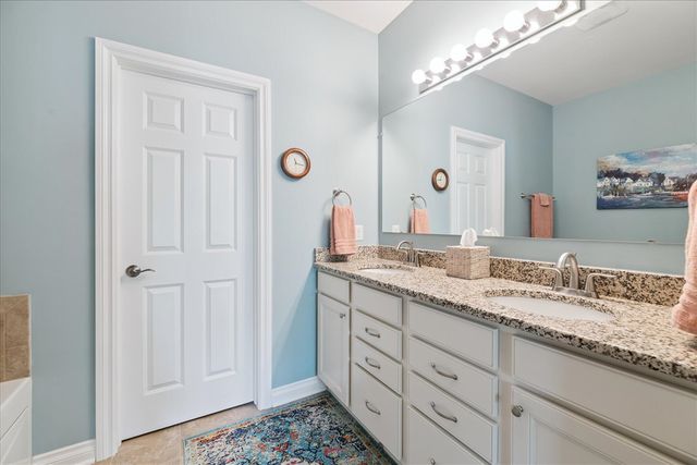 57259 Windmill Pointe, New Hudson, MI 48165