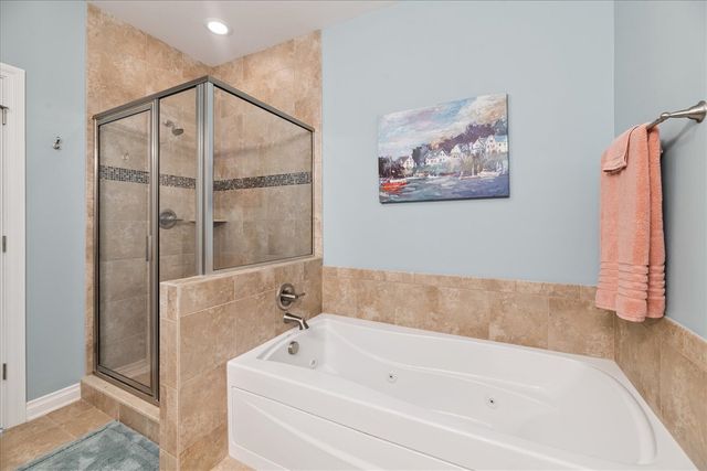 57259 Windmill Pointe, New Hudson, MI 48165