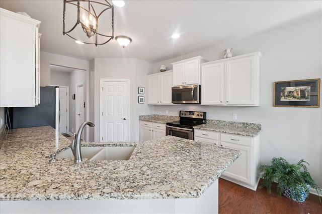 57259 Windmill Pointe, New Hudson, MI 48165