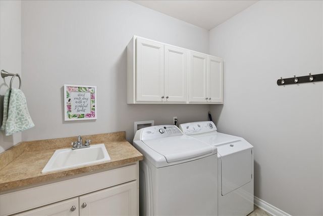 57259 Windmill Pointe, New Hudson, MI 48165