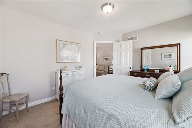 57259 Windmill Pointe, New Hudson, MI 48165