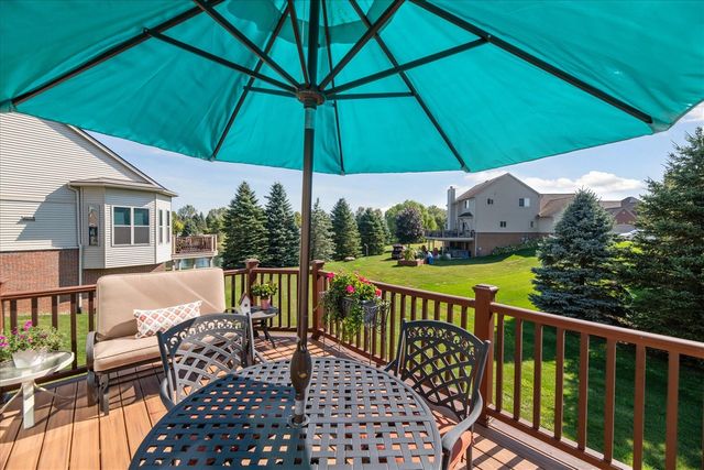 57259 Windmill Pointe, New Hudson, MI 48165